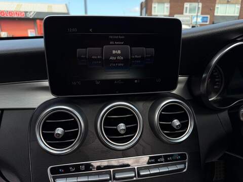 Mercedes-Benz C Class 2.1 C250d AMG Line (Premium Plus) Coupe 2dr Diesel G-Tronic+ Euro 6 (s/s) (204 ps) - U691