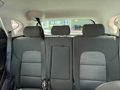 Hyundai TUCSON 1.6 CRDi SE Nav SUV 5dr Diesel Manual Euro 6 (s/s) (115 ps) - U692