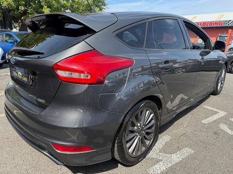 Ford Focus 1.0T EcoBoost ST-Line Hatchback 5dr Petrol Manual Euro 6 (s/s) (140 ps) - U693