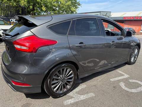 Ford Focus 1.0T EcoBoost ST-Line Hatchback 5dr Petrol Manual Euro 6 (s/s) (140 ps) - U693
