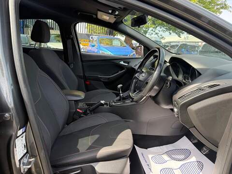 Ford Focus 1.0T EcoBoost ST-Line Hatchback 5dr Petrol Manual Euro 6 (s/s) (140 ps) - U693
