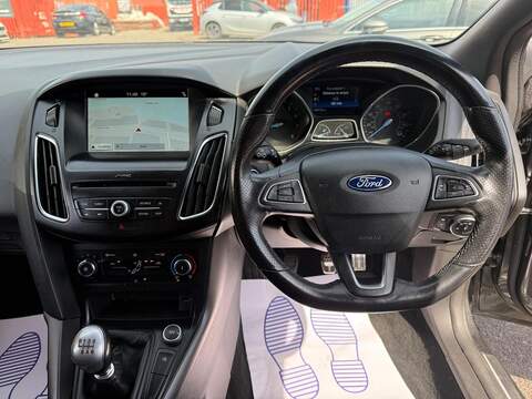 Ford Focus 1.0T EcoBoost ST-Line Hatchback 5dr Petrol Manual Euro 6 (s/s) (140 ps) - U693
