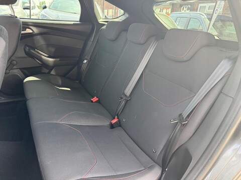 Ford Focus 1.0T EcoBoost ST-Line Hatchback 5dr Petrol Manual Euro 6 (s/s) (140 ps) - U693