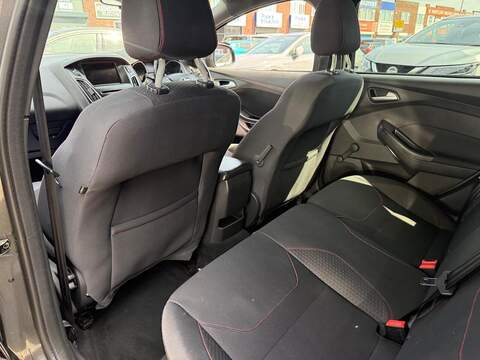 Ford Focus 1.0T EcoBoost ST-Line Hatchback 5dr Petrol Manual Euro 6 (s/s) (140 ps) - U693
