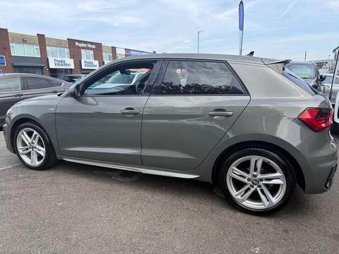 Audi A1 1.0 TFSI 30 S line Sportback 5dr Petrol Manual Euro 6 (s/s) (116 ps) - U694