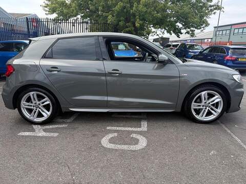 Audi A1 1.0 TFSI 30 S line Sportback 5dr Petrol Manual Euro 6 (s/s) (116 ps) - U694