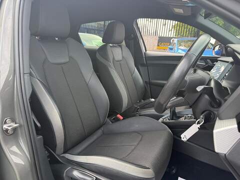 Audi A1 1.0 TFSI 30 S line Sportback 5dr Petrol Manual Euro 6 (s/s) (116 ps) - U694