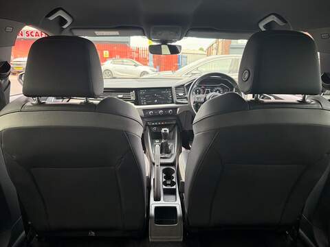 Audi A1 1.0 TFSI 30 S line Sportback 5dr Petrol Manual Euro 6 (s/s) (116 ps) - U694