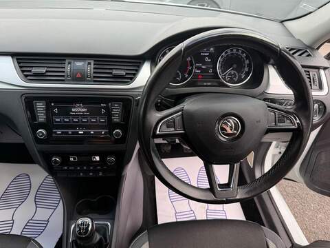 Skoda Rapid Spaceback 1.0 TSI GPF SE Tech Hatchback 5dr Petrol Manual Euro 6 (s/s) (95 ps) - U695