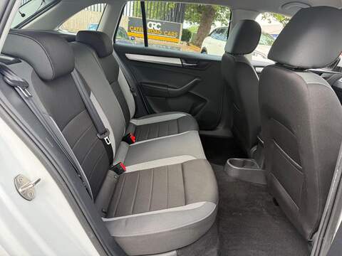 Skoda Rapid Spaceback 1.0 TSI GPF SE Tech Hatchback 5dr Petrol Manual Euro 6 (s/s) (95 ps) - U695