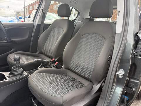 Vauxhall Corsa 1.4i ecoTEC Design Hatchback 5dr Petrol Manual Euro 6 (90 ps) - U696