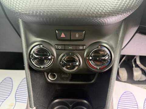 Peugeot 2008 1.6 BlueHDi Active SUV 5dr Diesel Manual Euro 6 (s/s) (100 ps) - U697