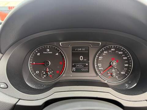 Audi Q3 2.0 TDI S line Plus SUV 5dr Diesel Manual quattro Euro 6 (s/s) (150 ps) - U698
