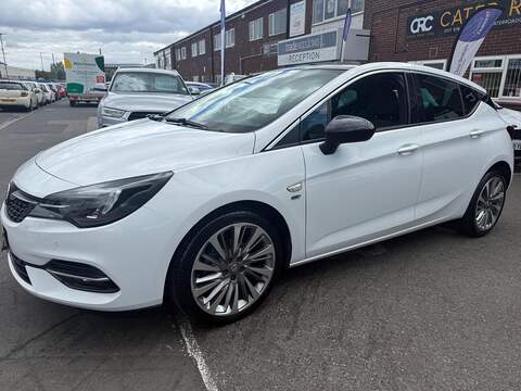 Vauxhall Astra 1.2 Turbo Griffin Edition Hatchback 5dr Petrol Manual Euro 6 (s/s) (145 ps) - U700