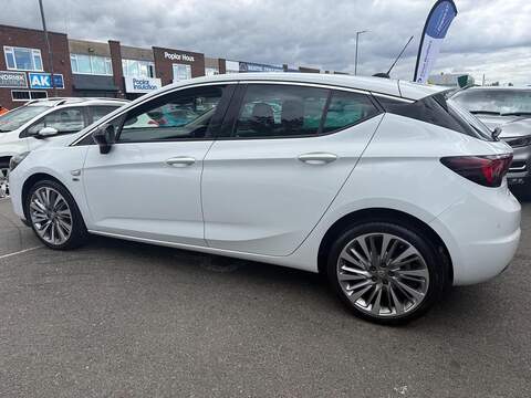 Vauxhall Astra 1.2 Turbo Griffin Edition Hatchback 5dr Petrol Manual Euro 6 (s/s) (145 ps) - U700