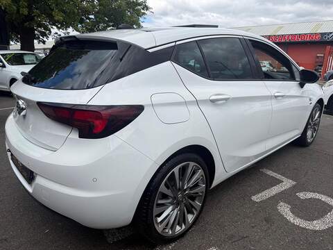 Vauxhall Astra 1.2 Turbo Griffin Edition Hatchback 5dr Petrol Manual Euro 6 (s/s) (145 ps) - U700