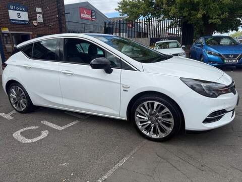 Vauxhall Astra 1.2 Turbo Griffin Edition Hatchback 5dr Petrol Manual Euro 6 (s/s) (145 ps) - U700