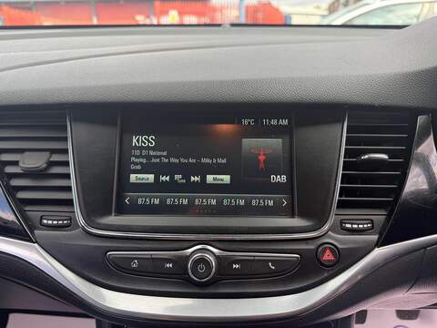 Vauxhall Astra 1.2 Turbo Griffin Edition Hatchback 5dr Petrol Manual Euro 6 (s/s) (145 ps) - U700