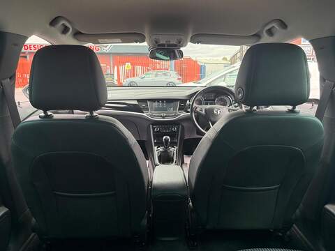 Vauxhall Astra 1.2 Turbo Griffin Edition Hatchback 5dr Petrol Manual Euro 6 (s/s) (145 ps) - U700