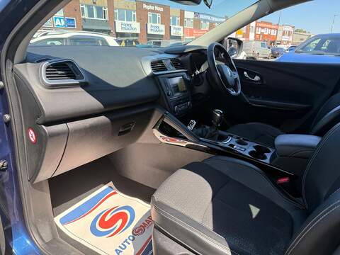 Renault Kadjar 1.2 TCe Dynamique S Nav SUV 5dr Petrol Manual Euro 6 (s/s) (130 ps) - U701