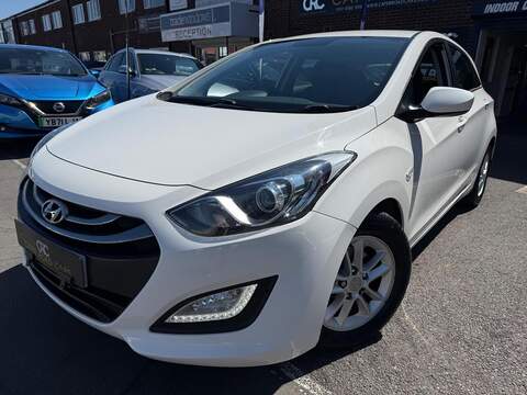 Hyundai i30 1.4 Active Hatchback 5dr Petrol Manual Euro 5 (100 ps) - U704