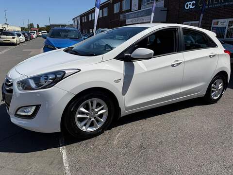 Hyundai i30 1.4 Active Hatchback 5dr Petrol Manual Euro 5 (100 ps) - U704