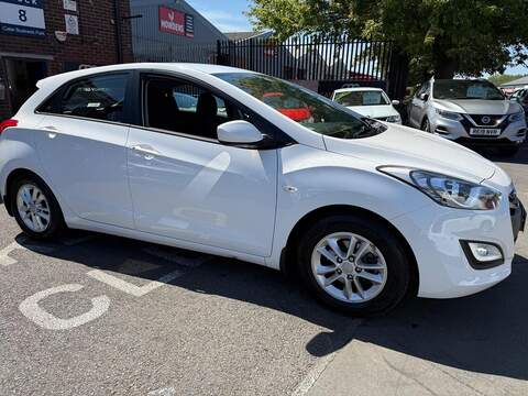 Hyundai i30 1.4 Active Hatchback 5dr Petrol Manual Euro 5 (100 ps) - U704