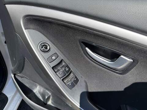 Hyundai i30 1.4 Active Hatchback 5dr Petrol Manual Euro 5 (100 ps) - U704