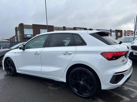 Audi A3 1.0 TFSI 30 S line Sportback S Tronic Euro 6 (s/s) 5dr - U71