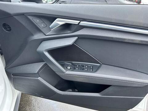 Audi A3 1.0 TFSI 30 S line Sportback S Tronic Euro 6 (s/s) 5dr - U71