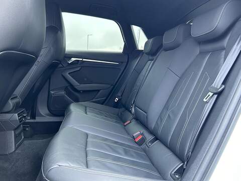 Audi A3 1.0 TFSI 30 S line Sportback S Tronic Euro 6 (s/s) 5dr - U71