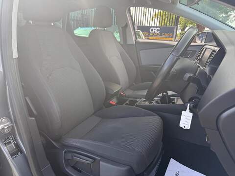 SEAT Leon 1.6 TDI SE Dynamic Technology Hatchback 5dr Diesel Manual Euro 6 (s/s) (115 ps) - U717