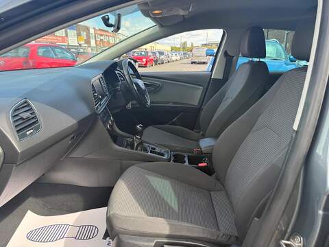 SEAT Leon 1.6 TDI SE Dynamic Technology Hatchback 5dr Diesel Manual Euro 6 (s/s) (115 ps) - U717