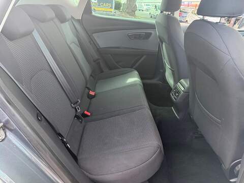 SEAT Leon 1.6 TDI SE Dynamic Technology Hatchback 5dr Diesel Manual Euro 6 (s/s) (115 ps) - U717