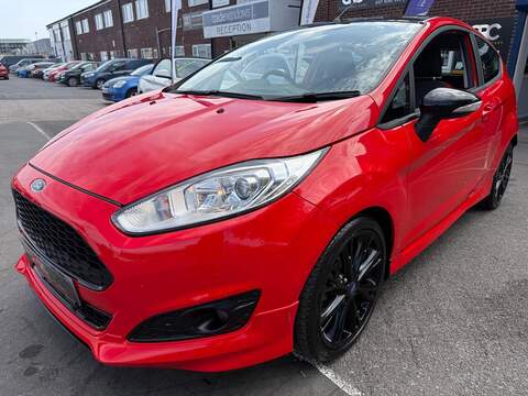 Ford Fiesta 1.0T EcoBoost Zetec S Red Edition Hatchback 3dr Petrol Manual Euro 6 (s/s) (140 ps) - U720