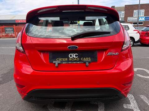 Ford Fiesta 1.0T EcoBoost Zetec S Red Edition Hatchback 3dr Petrol Manual Euro 6 (s/s) (140 ps) - U720