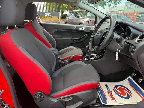 Ford Fiesta 1.0T EcoBoost Zetec S Red Edition Hatchback 3dr Petrol Manual Euro 6 (s/s) (140 ps) - U720