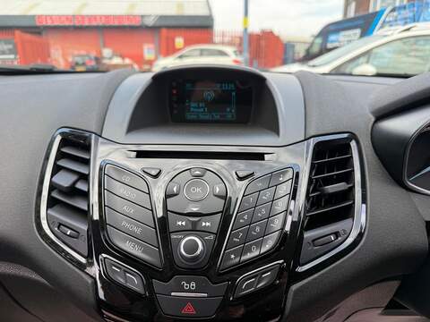 Ford Fiesta 1.0T EcoBoost Zetec S Red Edition Hatchback 3dr Petrol Manual Euro 6 (s/s) (140 ps) - U720