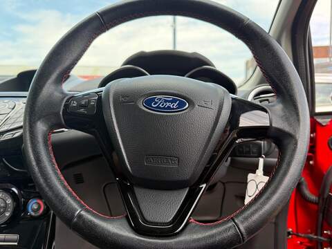 Ford Fiesta 1.0T EcoBoost Zetec S Red Edition Hatchback 3dr Petrol Manual Euro 6 (s/s) (140 ps) - U720