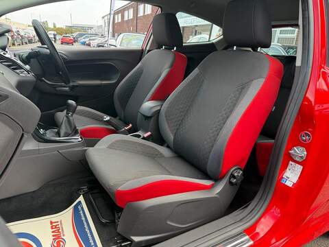 Ford Fiesta 1.0T EcoBoost Zetec S Red Edition Hatchback 3dr Petrol Manual Euro 6 (s/s) (140 ps) - U720