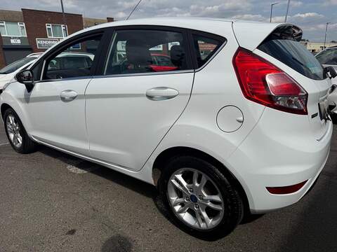 Ford Fiesta 1.0T EcoBoost Zetec Hatchback 5dr Petrol Manual Euro 6 (s/s) (100 ps) - U721
