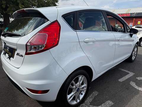 Ford Fiesta 1.0T EcoBoost Zetec Hatchback 5dr Petrol Manual Euro 6 (s/s) (100 ps) - U721