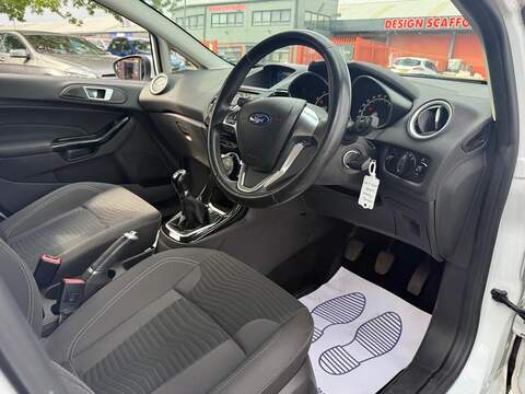 Ford Fiesta 1.0T EcoBoost Zetec Hatchback 5dr Petrol Manual Euro 6 (s/s) (100 ps) - U721