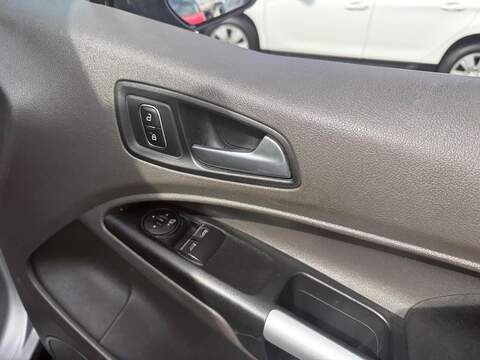 Ford Transit Connect 1.5 200 EcoBlue Limited Panel Van 5dr Diesel Manual L1 Euro 6 (s/s) (120 ps) - U722