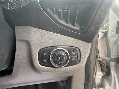 Ford Transit Connect 1.5 200 EcoBlue Limited Panel Van 5dr Diesel Manual L1 Euro 6 (s/s) (120 ps) - U722