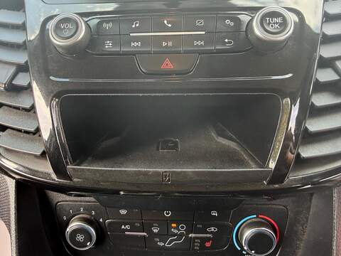 Ford Transit Connect 1.5 200 EcoBlue Limited Panel Van 5dr Diesel Manual L1 Euro 6 (s/s) (120 ps) - U722