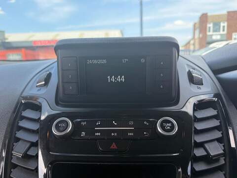 Ford Transit Connect 1.5 200 EcoBlue Limited Panel Van 5dr Diesel Manual L1 Euro 6 (s/s) (120 ps) - U722