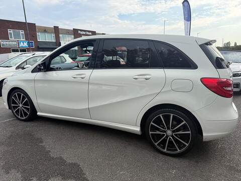 Mercedes-Benz B Class 1.8 B200 CDI Sport MPV 5dr Diesel 7G-DCT Euro 5 (s/s) (136 ps) - U723