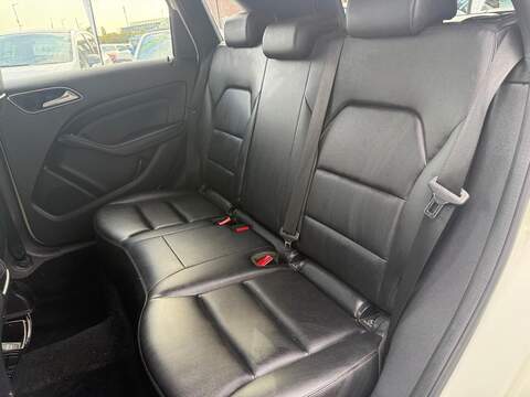 Mercedes-Benz B Class 1.8 B200 CDI Sport MPV 5dr Diesel 7G-DCT Euro 5 (s/s) (136 ps) - U723