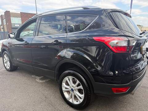 Ford Kuga 1.5 TDCi Titanium SUV 5dr Diesel Manual Euro 6 (s/s) (120 ps) - U724
